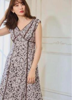 2025年最新】her lip to lace trimmed floral dressの人気
