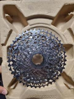 SRAM PG--1231-D1 11-44T 12S スプロケット ジャンク SRAM PG--1231-D1 11-44T 12S スプロケット ジャンク - メルカリ