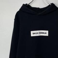 NUMBER NINE ハーフジップ スウェット デカロゴ 黒 ロゴ刺繍スウェットパーカー｜BLACK – Get Football