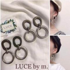 332 変形アクリル クリア シルバー 重ねフープ 大ぶり ピアス イヤリング