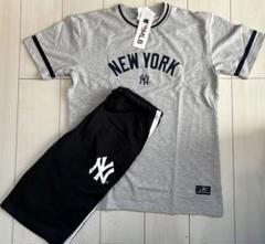 MLB LYFT コラボ　上下セットアップ　シャツ　パンツ　ヤンキース　新品 MLB LYFT コラボ 上下セットアップ シャツ パンツ ヤンキース
