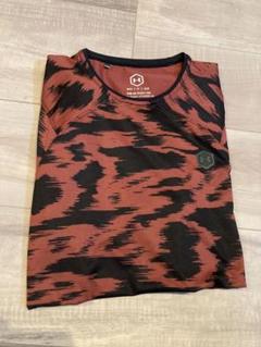 Under Armour 赤黒迷彩 Tシャツ