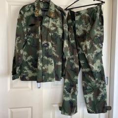 迷彩服セット 長袖シャツとパンツ 中華人民共和国180/104-105 林地迷彩 迷彩服セット 長袖シャツとパンツ 中華人民共和国180/104-105