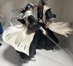 黒崎一護‐内なる虚‐、市丸ギン、更木剣八のフィギュアが当たる