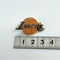 【新品未使用】NBA／ロサンゼルス・レイカーズ／ピンバッジのサムネイル