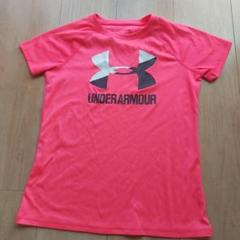 UNDER ARMOUR ピンク Tシャツ 130cm