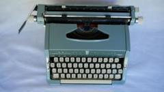 ブラザー タイプライター Deluxe 233 ローマ字(大文字のみ