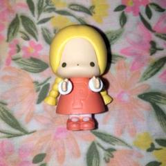サンリオキャラクターズ　ならぶんです　ガチャガチャ　カプセルトイ　パティ