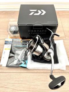 ダイワ　24 セルテート　LT4000-CXH ハンドルノブ、リールスタンド付属 セルテート LT4000-CXH にリールスタンドとハンドルノブを付けて