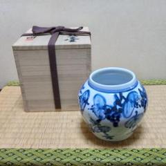 近藤悠三　松竹梅　染付　壺　共箱　チヒサコ　本さ5-0826 近藤悠三「三友染付花瓶」の買取・査定は美術のプロにお任せ
