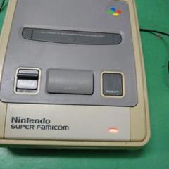 Nintendo Super Famicom 本体とコントローラー