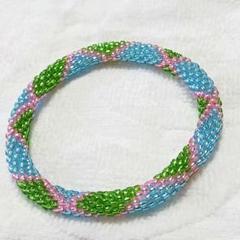 カラフルビーズブレスレット クロッシェ 爽やか