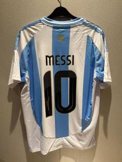 メッシ公式サイン入りトリビュートアートワーク:2022 FIFAワールドカップ 2025年最新】messi サインの人気アイテム - メルカリ