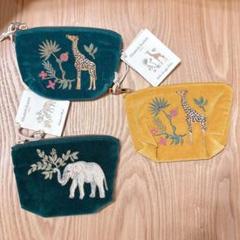 【Elizabeth Scarlett 】 ハチ刺繍コインポーチ ギフトに◎ Elizabeth Scarlett 蜂刺繍ポーチ - メルカリ