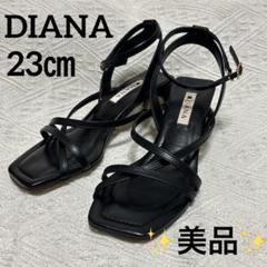 DIANA ブラック ストラップサンダル - メルカリ