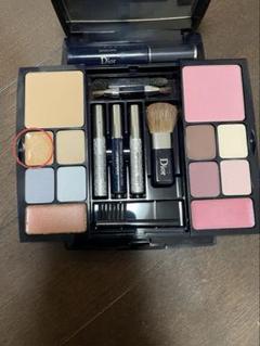 クリスチャンディオール トラベルチュールパレット Dior トラベルクチュールパレット オンライン限定
