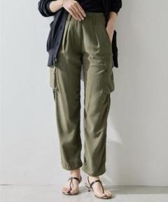 美品24SS 完売品✨ウィムガゼット バックサテンカーゴパンツ