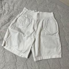 白 ハーフパンツ