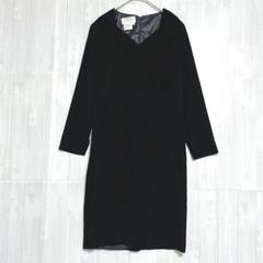 タルボット　Vネックベルベットワンピース　黒