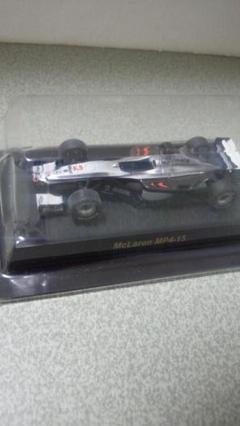 McLaren MP4-15 ミニカー 1/64