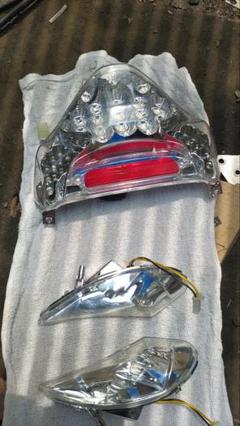 アドレスV125G CF4EA 規制後 LEDテールランプとLEDウインカー
