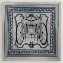 エルメス　カシシル　カレジェアン　鞍職人の詩的な目録　カバン　白　黒　新品 エルメス カシシル カレジェアン 鞍職人の詩的な目録 カバン 白
