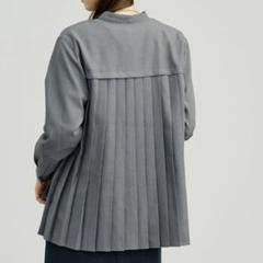 J.PRESS - 美品 ジェイプレス バックプリーツブラウス グレー