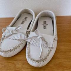 MINNETONKA ホワイト フリンジモカシン Minnetonka デッキシューズ モカシン 「MINNETONKA/ミネトンカ