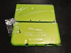 新品　Newニンテンドー3DS LL 交換用シェル　ライム×ブラック