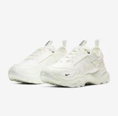 2025年最新】nike tc 7900 ホワイト 24の人気アイテム - メルカリ