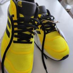 新品未使用　アディダス　adidas　キッズ 22.5 黄色　イエロー