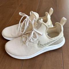 【新品未使用】NIKE スニーカー トレーニングシューズ 23cmのサムネイル