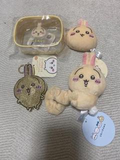 ちいかわぬいぐるみシュシュ　ラインキーストーン　うさぎ