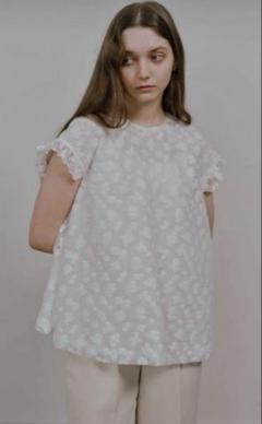 新品未着用✮OHGAフラワーブラウス OHGA FLOWER BLOUSE ピンク フラワー ブラウス ジャガード