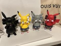 カウズフィギュア4体まとめて カウズフィギュア4体まとめて フィギュア