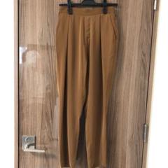 テーパードパンツ キャメル Mサイズ
