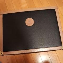 ボックス型バッグ ハンドル付き