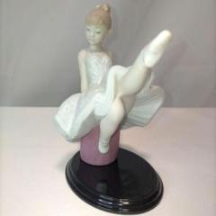 【美品】リヤドロ (LLADRO) 上手にできるかな 9335 少女 バレリーナ 美品】リヤドロ (LLADRO) 上手にできるかな 9335 少女