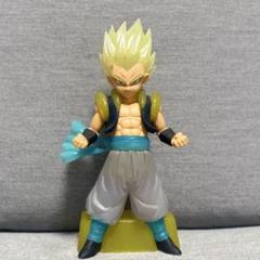 超サイヤ人ゴッド超サイヤ人 フィギュア　悟飯