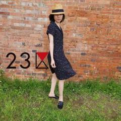 オンワード樫山【23区】　総小花柄　ブラック　ワンピース　M
