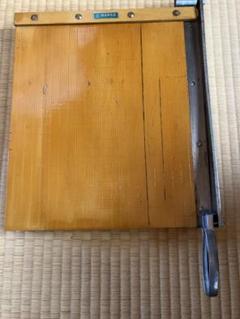 HANSA ハンドカッター木製カッティングボード 約23.5cm x 30cm