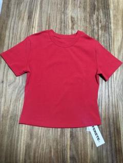 フェケテ トップス　Tシャツ