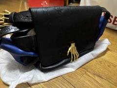 ha|za|ma惹きずり込まれる運命のレザーショルダーバック - メルカリ