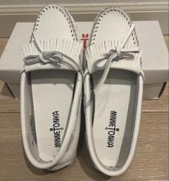 2025年最新】Minnetonka カラー：ホワイト系 モカシンの人気