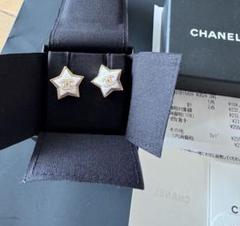 週末限定値下げ‼️レア‼️CHANEL 星型ピアス CHANEL シャネル ピアス 星 スター - メルカリ