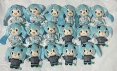 劇場版プロセカ ふわぷちマスコット 初音ミク バツミク ぬいぐるみ バチャシン