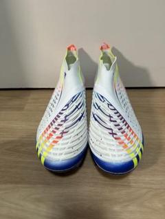 【限定品】サッカーシューズ・スパイク ホワイト/マルチカラー　SG（天然芝用） 限定品】サッカーシューズ・スパイク ホワイト/マルチカラー SG