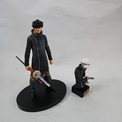 ワンピース、トラファルガー•ロー　フィギュア2体セット