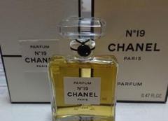 シャネルCHANELNo.19 香水新品未使用