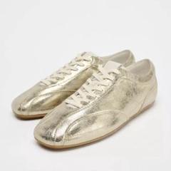ZARA メタリックエフェクトスニーカー　ゴールド　38 24.5 スニーカー ZARA メタリックエフェクトスニーカー ゴールド 38 24.5